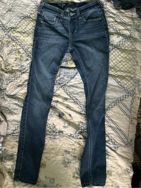 Hollister Medium Blue Low Rise Skinny Stretch Jeans